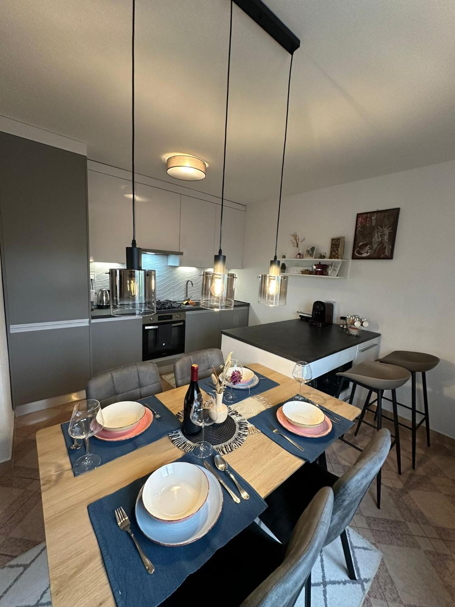 Spacious And Modern App With Big Terrace Apartment Malinska