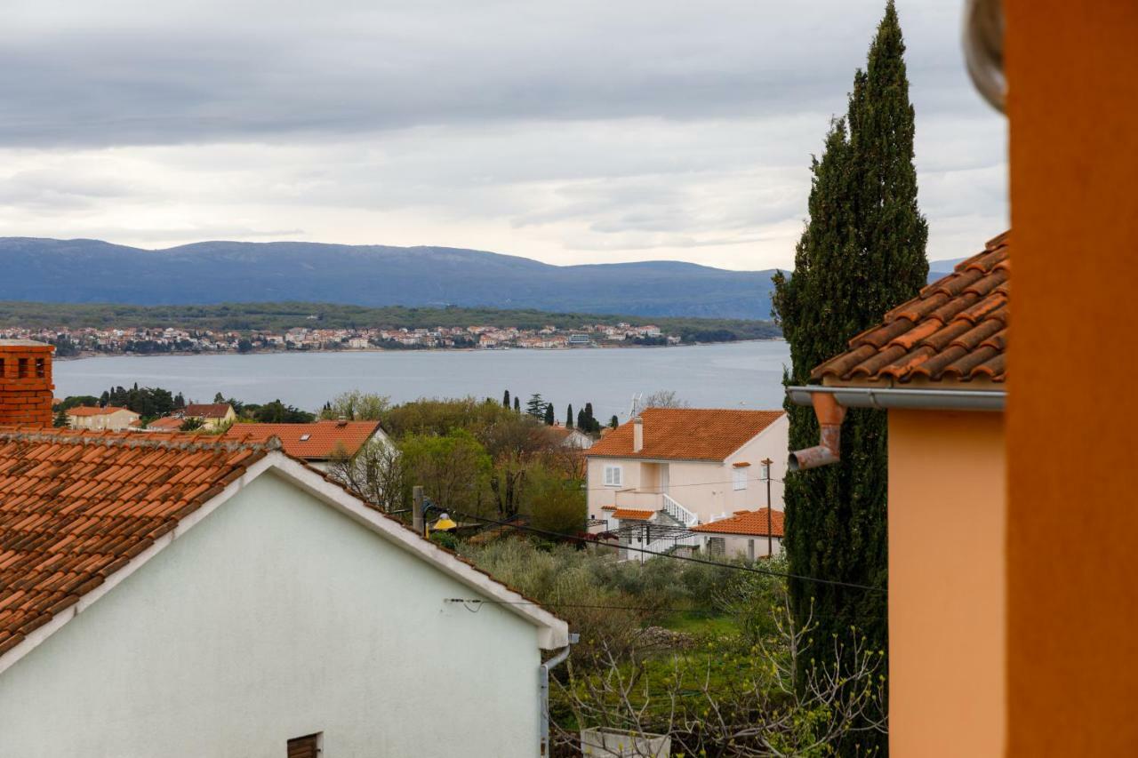 Spacious And Modern App With Big Terrace * Malinska